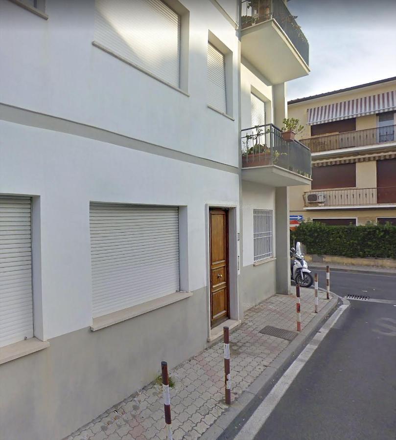 A Due Passi Dal Mare Lido di Camaiore Exterior foto